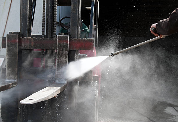 Best Pressure Washing Company Near Me  in Buena Vista, MI